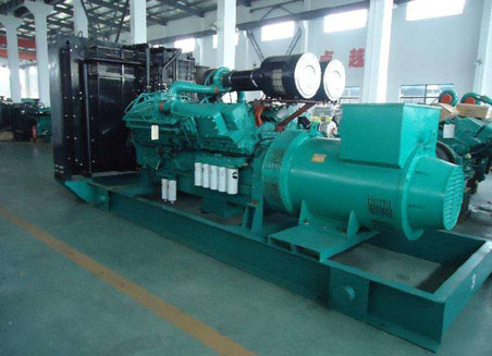 桂林800kw康明斯柴油发电机组图片 桂林800kw康明斯柴油发电机组图片